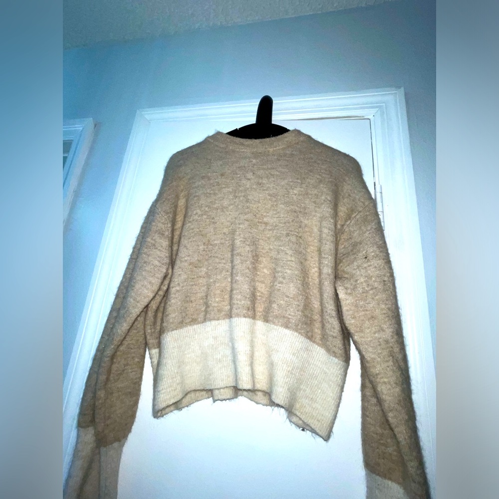 Cream Crop top long sleeve